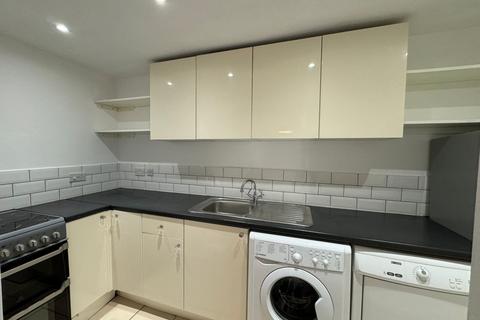 1 bedroom flat to rent, Jubilee Road, High Wycombe