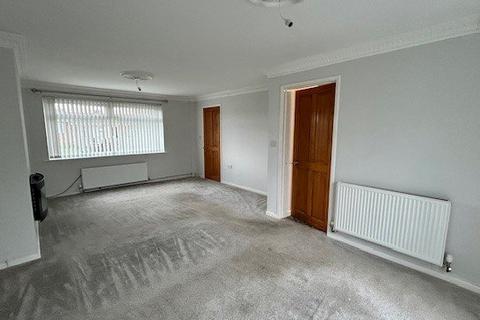 3 bedroom house to rent, Buttermere Close, Mexborough, South Yorkshire, S64