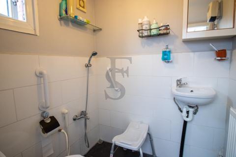 29 Bridge Road, Leicester, LE5 3LB