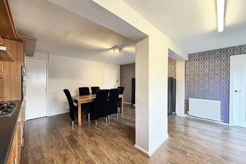 23 Holbeach Close, Bury, BL8 1XA