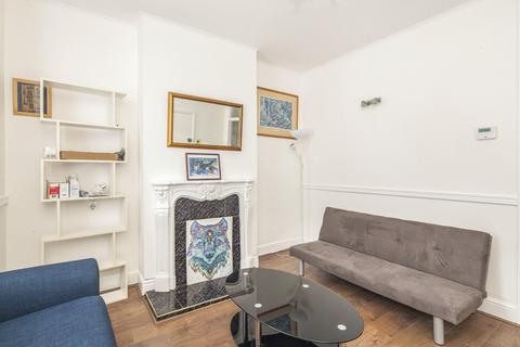 2 bedroom flat to rent, Fenham Road Peckham SE15