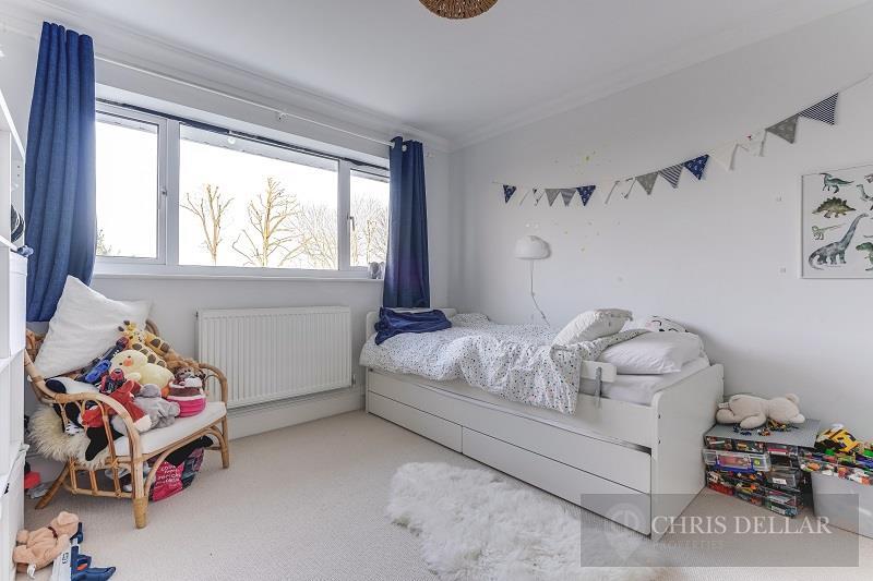 36 Warner Close WM-24.jpg