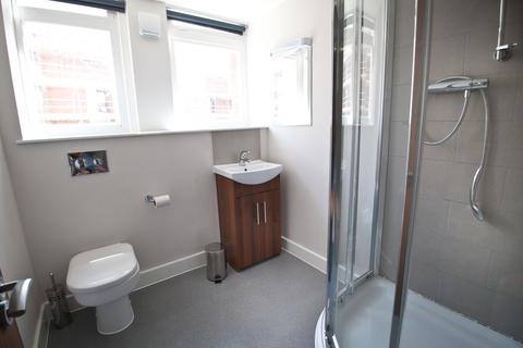 1 bedroom in a flat share to rent, Plot Dean Clarke Lofts , Classic 1-Bed Apartment	 at Nationwide, Southernhay Gardens,  EX1