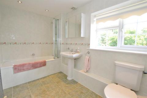 3 bedroom end of terrace house for sale, Trottiscliffe