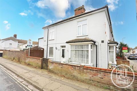 3 bedroom end of terrace house for sale, Seago Street, Lowestoft, Suffolk