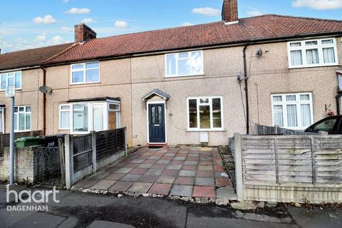 3 bedroom terraced house for sale, Parsloes Avenue, Dagenham