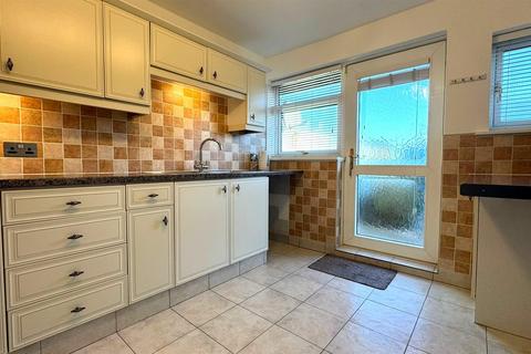 2 bedroom bungalow for sale, Langdale Villas, Skirlaugh, Hull