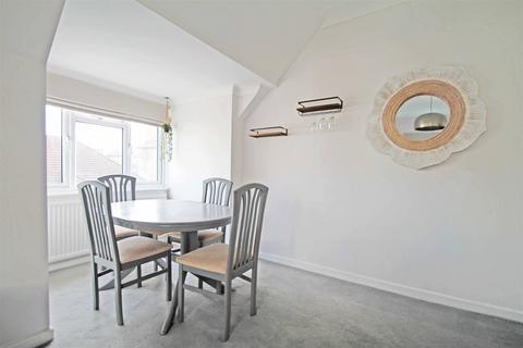 1 bedroom flat for sale, Selborne Place, Hove