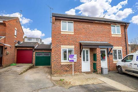 2 bedroom semi-detached house for sale, Pheasant Mead, Stonehouse