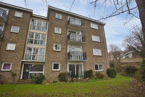 2 bedroom ground floor flat for sale, Harold Street, Dover, CT16