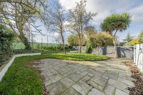 undefined, Brondesbury Park, London NW6