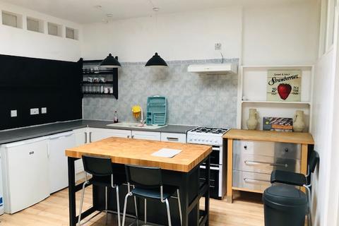 2 bedroom apartment to rent, Rear Flat, Fashion Street, Spitalfields, E1