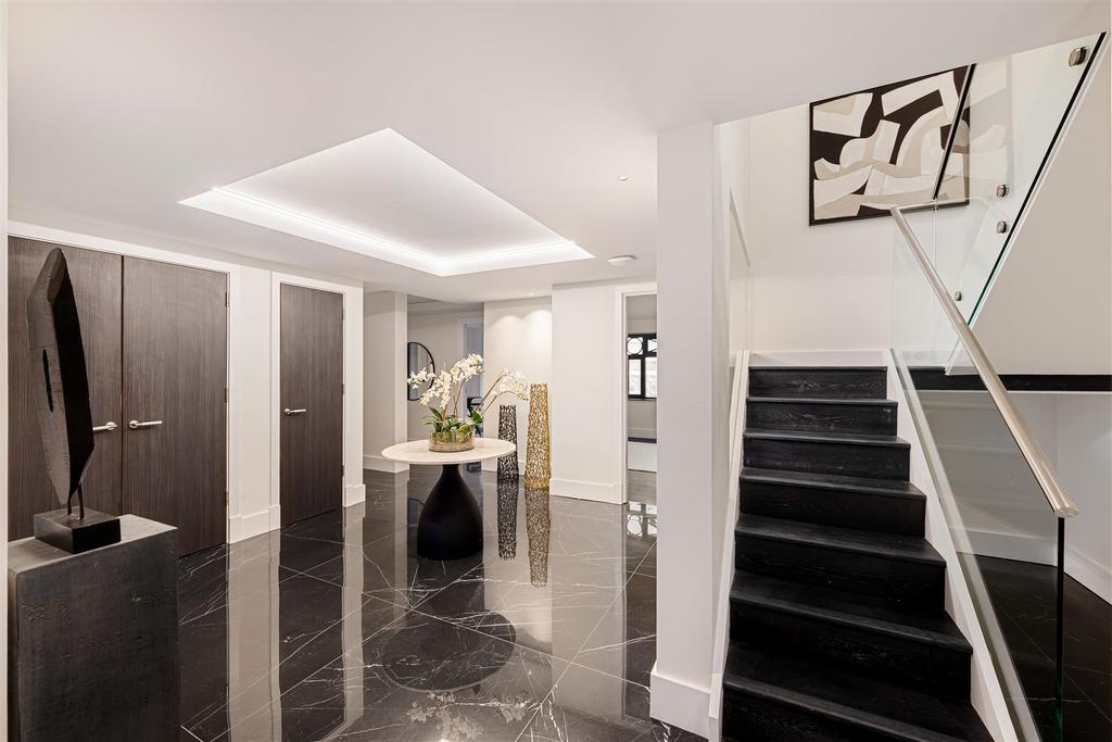 Flat 21 Parkwood Point Hi-12.jpg