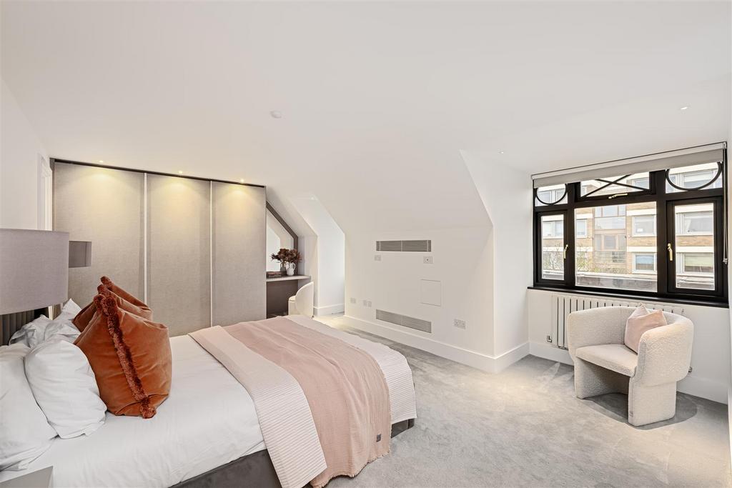 Flat 21 Parkwood Point Hi-35.jpg