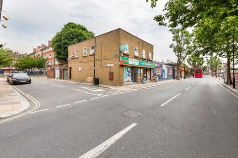 1 bedroom flat to rent, Brunel Road, London SE16