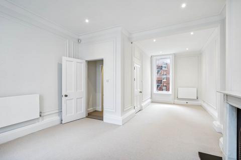 3 bedroom flat to rent, Cadogan Place, SW1X