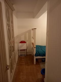 1 bedroom in a house share to rent, Orford Road, London E17