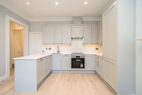 2 bedroom flat to rent, Esmond Road, London W4