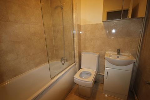 1 bedroom apartment to rent, Sussex Place, Slough SL1