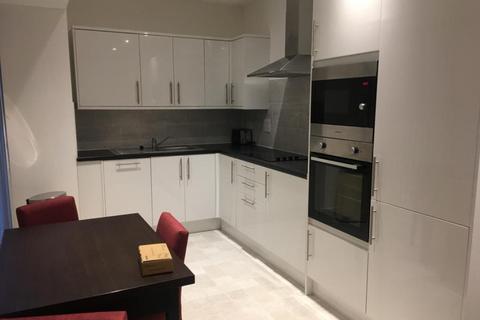 1 bedroom flat to rent, Somerville House, Hounslow TW3