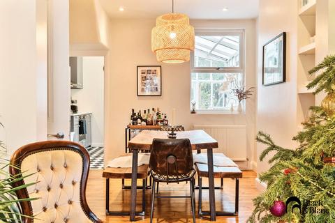 41 Addiscombe Court Road, Croydon, CR0 6TT