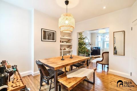 41 Addiscombe Court Road, Croydon, CR0 6TT