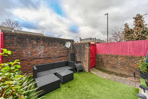 2 bedroom terraced house for sale, Heath Road, Diamond Conservation Area, London, SW8