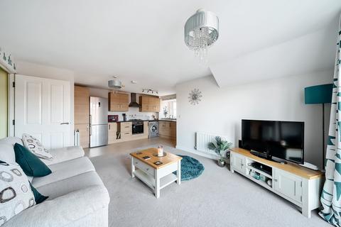 2 bedroom property for sale, River View, Shefford, SG17