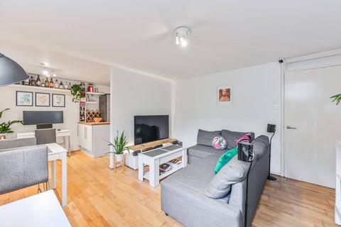 1 bedroom flat for sale, Brixton Road, Oval, London, SW9