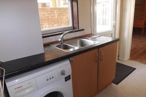 3 bedroom terraced house to rent, Sir Lewis Street, King's Lynn, PE30