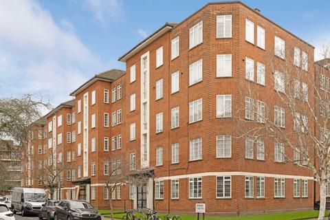 2 bedroom flat to rent, Shannon Place, London NW8