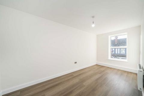 2 bedroom flat to rent, Harrow Road, London NW10