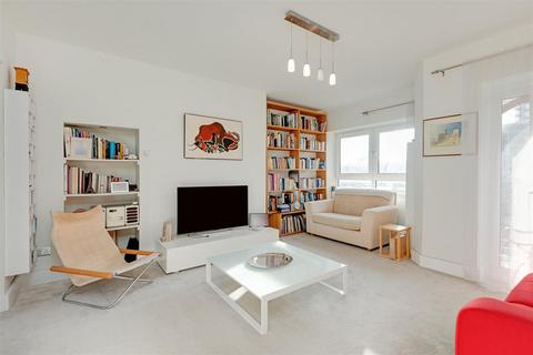 2 bedroom flat for sale, South End Close, Hampstead Heath, NW3