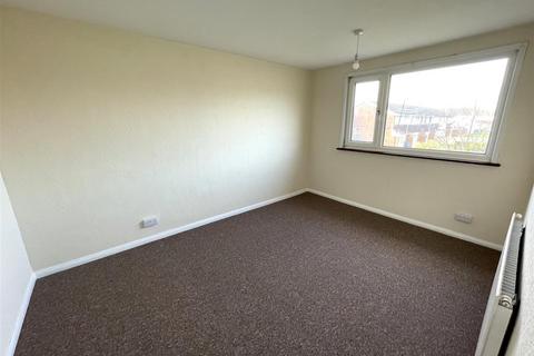 3 bedroom terraced house to rent, White Acre, Wick BN17