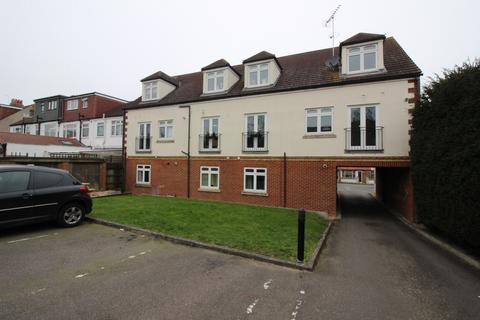 1 bedroom flat to rent, Brinkley Road, Worcester Park KT4