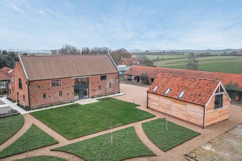 4 bedroom barn conversion for sale, Barn Conversion with Annexe in Wighton