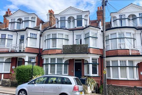 2 bedroom maisonette to rent, Palmeira Avenue, Westcliff On Sea SS0