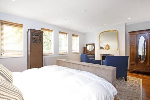 4 bedroom detached house to rent, Spencer Walk, Hampstead Village, NW3