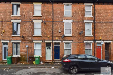 4 bedroom terraced house for sale, Osborne Street, Nottingham