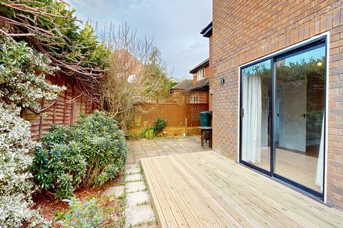 4 bedroom detached house for sale, Drakes Place, Lansdown