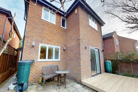 4 bedroom detached house for sale, Drakes Place, Lansdown