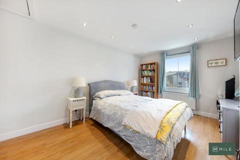 2 bedroom apartment for sale, Buchanan Gardens, London NW10