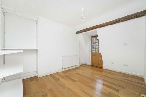 1 bedroom flat for sale, Cosmo Place, London WC1N