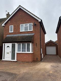 3 bedroom detached house to rent, Thistle Green, Cambridge CB24