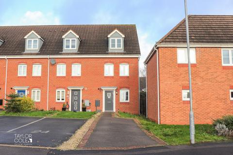 3 bedroom townhouse for sale, Lychgate Close, Glascote