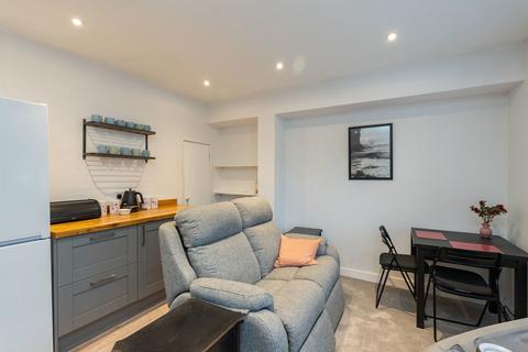 4 Ashley Road, Westcott, Dorking, RH4 3QJ