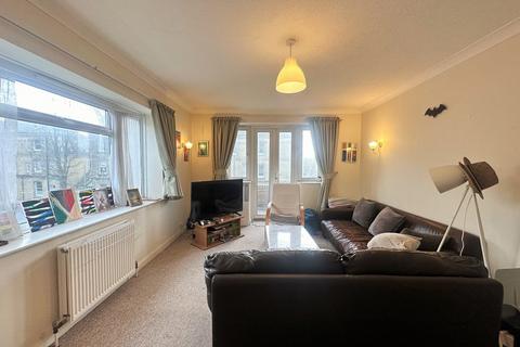 3 bedroom apartment for sale, Eaton Gardens, Hove, BN3 3PL