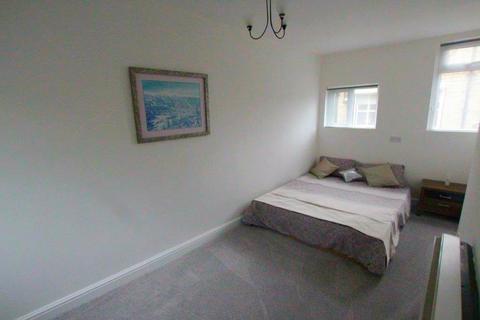 1 bedroom ground floor flat to rent, Coach Lane, Cleckheaton