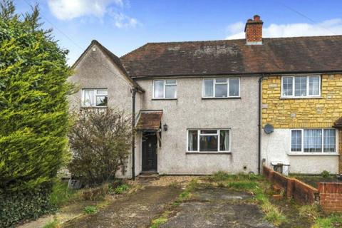 3 bedroom semi-detached house to rent, Old Palace Road , Guildford