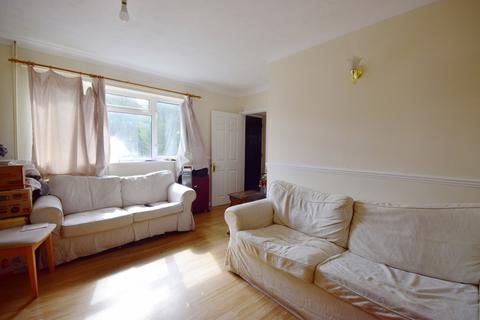 3 bedroom semi-detached house to rent, Old Palace Road , Guildford